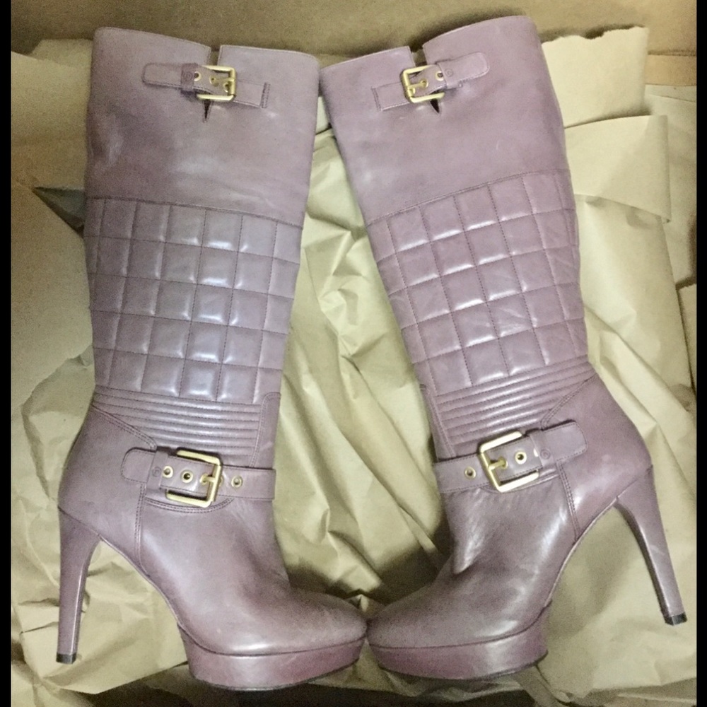 Light Purple Leather Stiletto Tall Boots, Size 5.5 - Picture 4 of 7